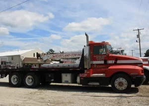 Heartland Towing and Recovery tow trucks Effingham IL