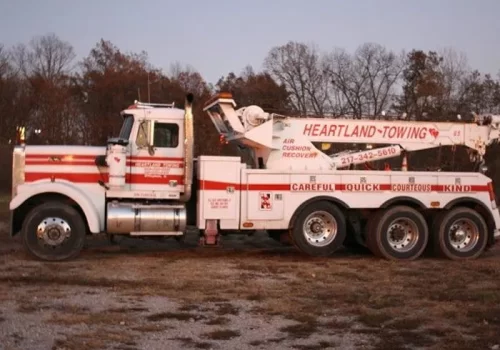 A wrecker truck ready to provide Towing Service in Decatur IL